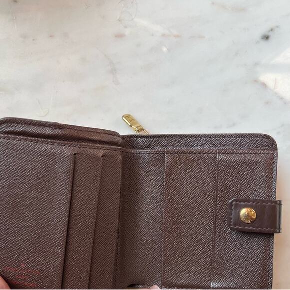 Authentic Vintage Louis Vuitton Damier Ebene Compact Wallet - Picture 3 of 5